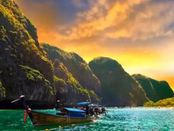 Phi Phi Islands Sunset Tour From Phi Phi by Longtail Boat